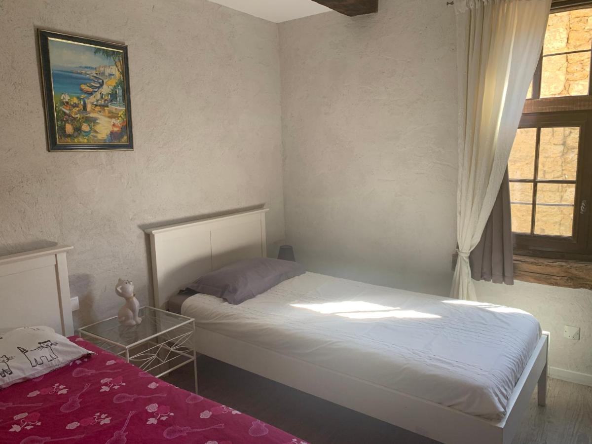 La Maison De Chloe Senouillac Экстерьер фото