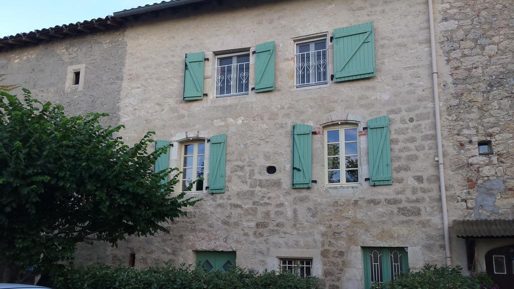 La Maison De Chloe Senouillac Номер фото